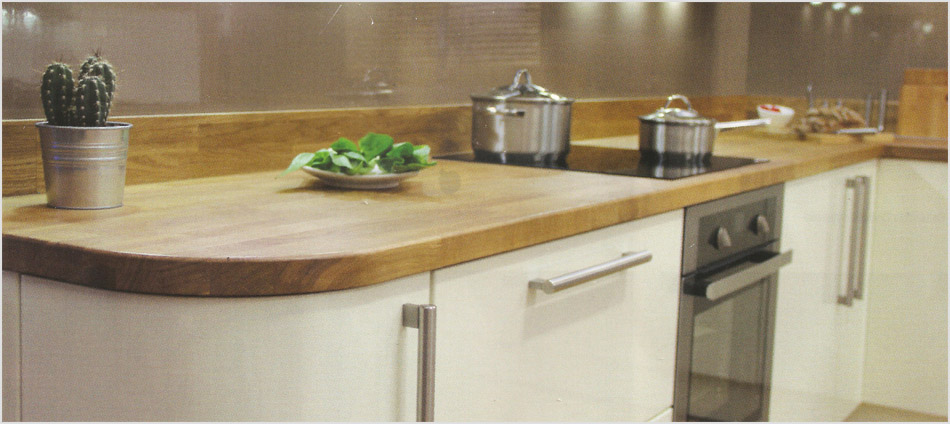 European Oak worksurface and upstand with Artis Original Kashmir splashback